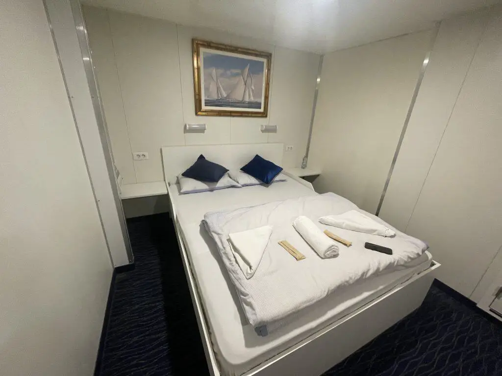 Ferry Brindisi to Vlora private cabin at the Ionian Star ship